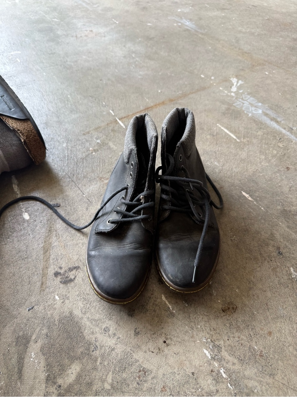 Dr. Martens Women’s Black Leather Chukka Boots with Gray Collar